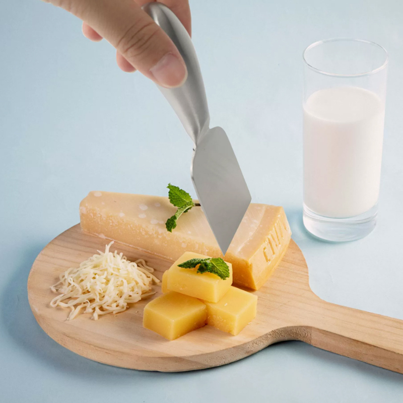 cheese knife