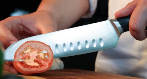 How Does The Ergonomic Design of The Knife Set Enhance User Comfort?