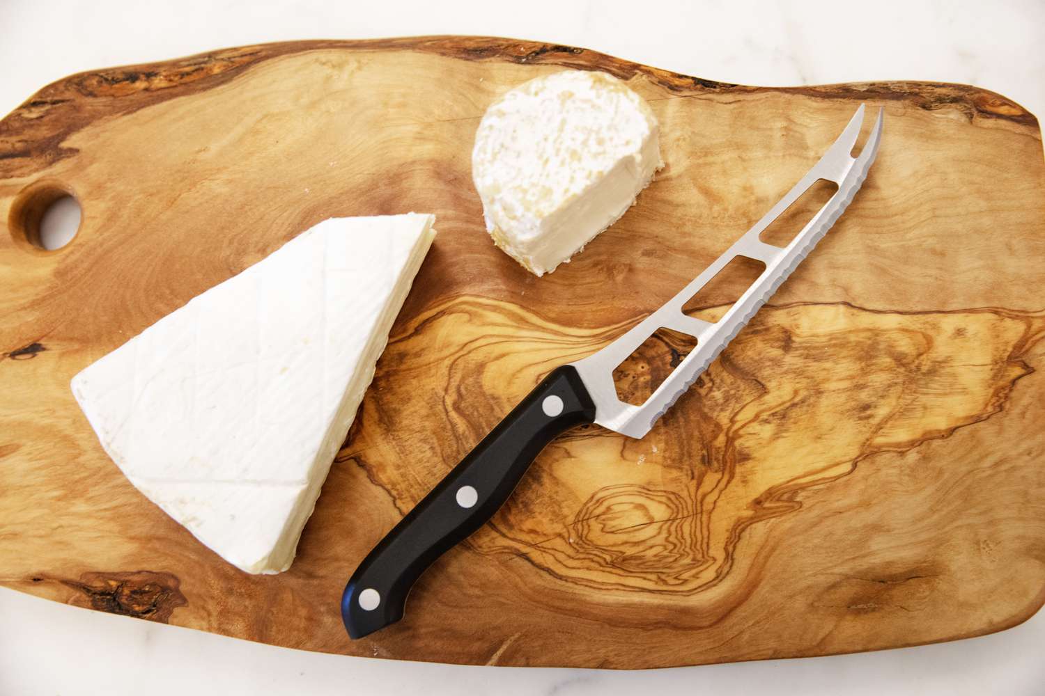 faw-tier-2-cheese-knives