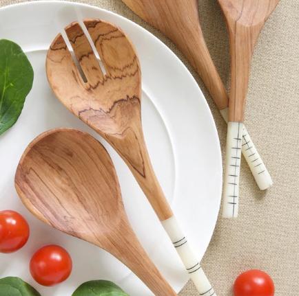 Are Salad Spoons Always Paired with Salad Forks?