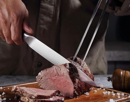 Comparing Carving Knife Sets: What Sets Them Apart?