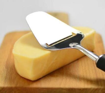 The Ultimate Guide To Cheese Slicers: Enhancing Your Culinary Experience